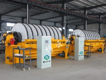 盤式過濾機(jī)制作現(xiàn)場(chǎng)